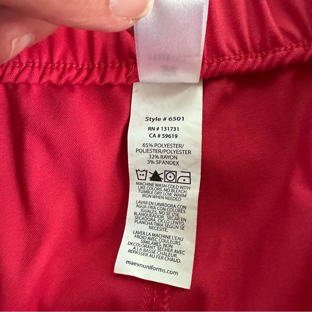 Maevn Matrix Women's Matching Scrub Set. Small. Watermelon.